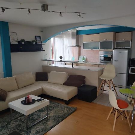 Studio Apartman Karler Карловац Экстерьер фото