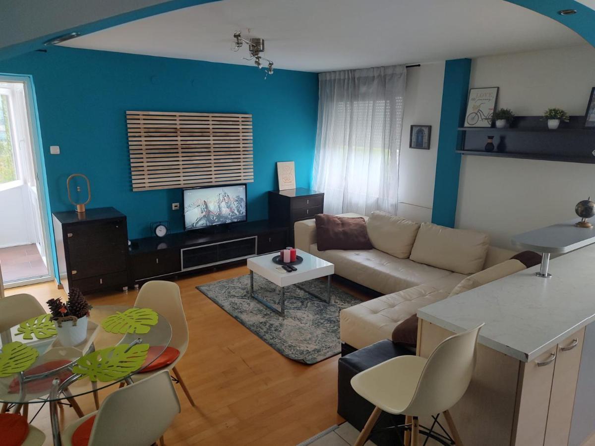 Studio Apartman Karler Карловац Экстерьер фото